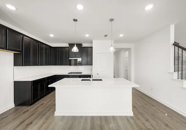 3rd image of 9304 Derry Ln, Little Elm, TX 76227 | MLS# 21274093