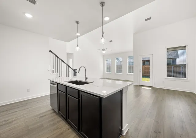 5th image of 9304 Derry Ln, Little Elm, TX 76227 | MLS# 21274093