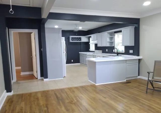 Photo 3 of Single family home for sale at 1726 Bagby Ave, Waco, TX 76706 | MLS# 21273080 | Listing updated on 2026-08-24