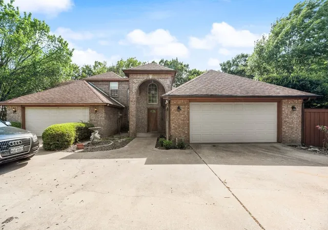 Homes for sale in De Soto, TX | 115 Idle Creek Ct, De Soto, TX 75115 | MLS# 21274057