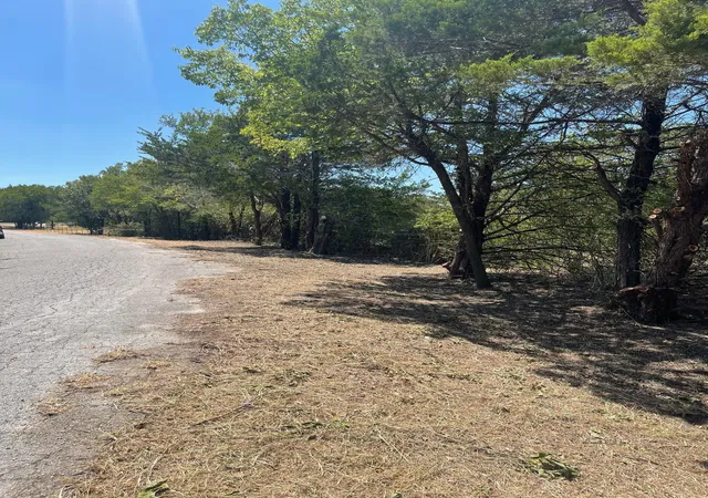 Photo 3 of Land for sale at 824 Truman Cir, Lancaster, TX 75146 | MLS# 21274151 | Listing updated on 2026-08-20