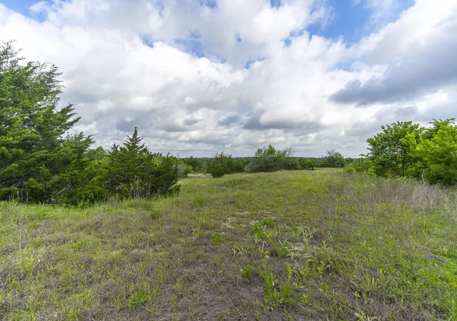 Photo 4 of Land for sale at 824 Truman Cir, Lancaster, TX 75146 | MLS# 21274151 | Listing updated on 2026-08-20