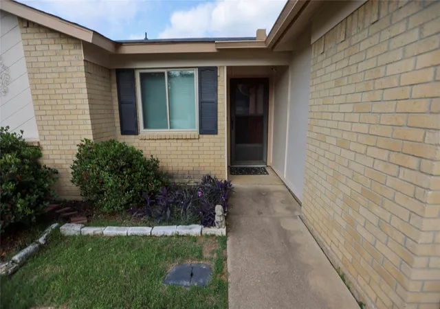 5th image of 5404 Windy Meadow Dr, Arlington, TX 76017 | MLS# 21274191