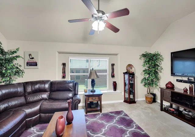 Photo 3 of Single family home for sale at 900 Ginger Trl, De Soto, TX 75115 | MLS# 21274199 | Listing updated on 2026-08-22