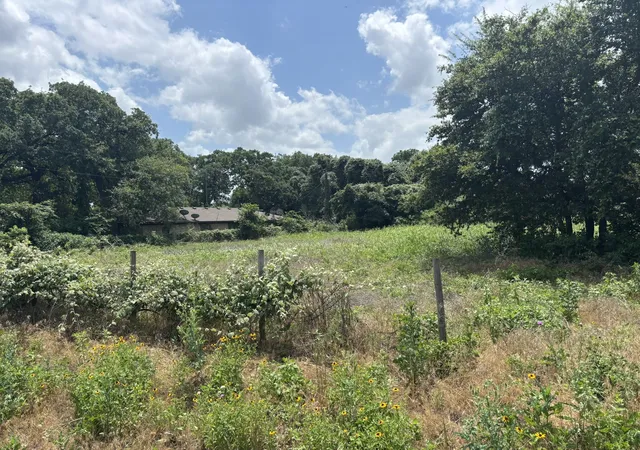 Homes for sale in Gholson, TX | 12999 Gholson Rd, Gholson, TX 76705 | MLS# 21274148
