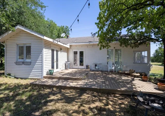 Photo 3 of House for sale at 12152 County Road 156, Bluff Dale, TX 76433 | MLS# 21274022 | Listing updated on 2026-07-10