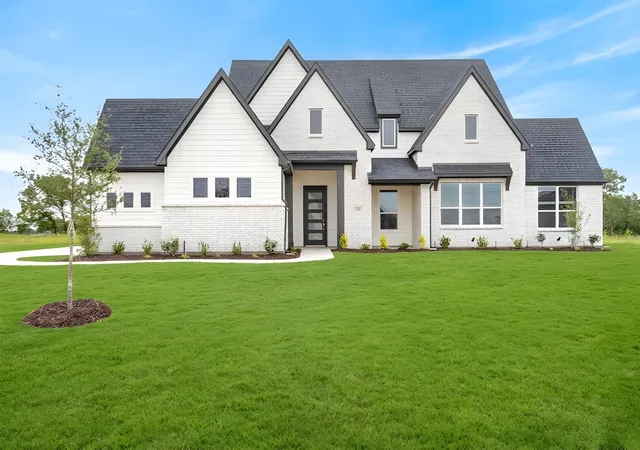Photo 1 of Single family home for sale at 129 Aiden Dr, Waxahachie, TX 75165 | MLS# 21273992 | Listing updated on 2026-08-17
