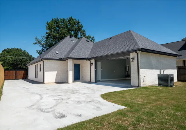 Homes for sale in Balch Springs, TX | 4009 S Peachtree, Balch Springs, TX 75180 | MLS# 21274292