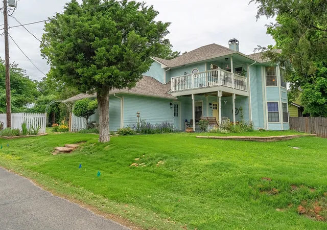Homes for sale in Lake Dallas, TX | 306 Wilson St, Lake Dallas, TX 75065 | MLS# 21273981