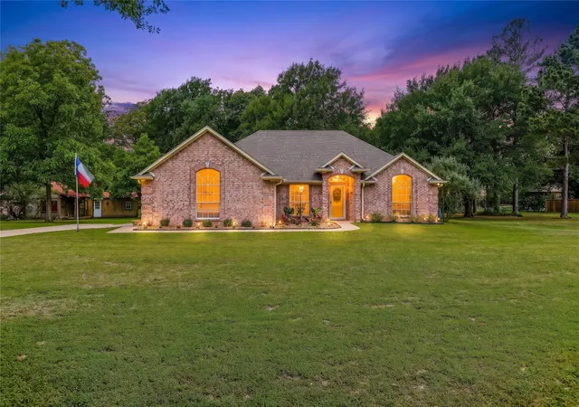 Homes for sale in Commerce, TX | 2917 Harlow Rd, Commerce, TX 75428 | MLS# 21273792