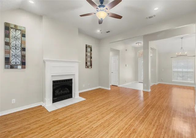 Photo 3 of Single family home for sale at 2917 Harlow Rd, Commerce, TX 75428 | MLS# 21273792 | Listing updated on 2026-07-27