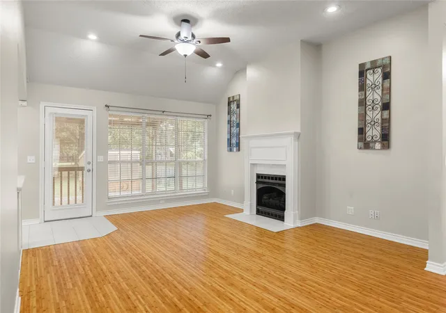 Photo 4 of Single family home for sale at 2917 Harlow Rd, Commerce, TX 75428 | MLS# 21273792 | Listing updated on 2026-07-27