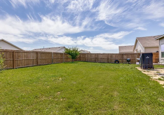 12th image of 409 Falling Star Dr, Haslet, TX 76052 | MLS# 21274092