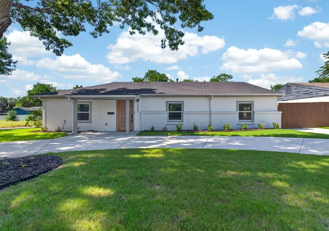 Photo 2 of Single family home for sale at 3503 Fontana Dr, Dallas, TX 75220 | MLS# 21274505 | Listing updated on 2026-08-22