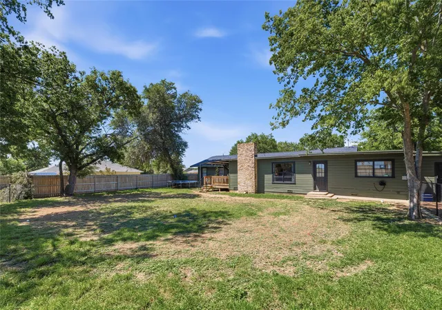 37th image of 1908 8th St, Brownwood, TX 76801 | MLS# 21274310