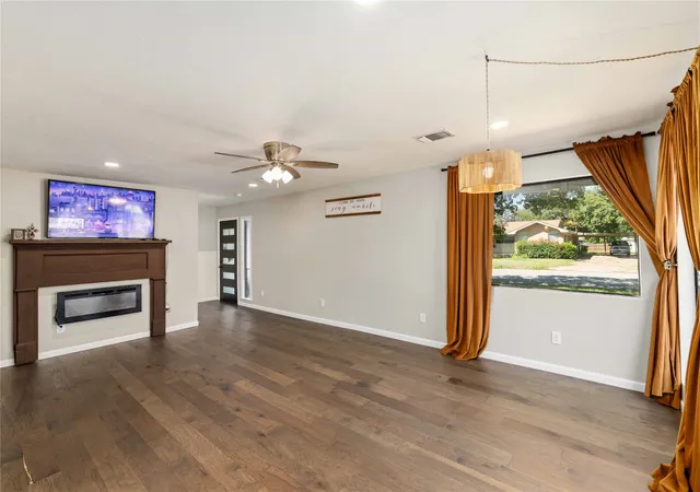 4th image of 1908 8Th St, Brownwood, TX 76801 | MLS# 21274310