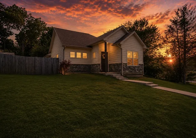Photo 2 of Single family home for sale at 1226 W Elm St, Denison, TX 75020 | MLS# 21274480 | Listing updated on 2026-07-21