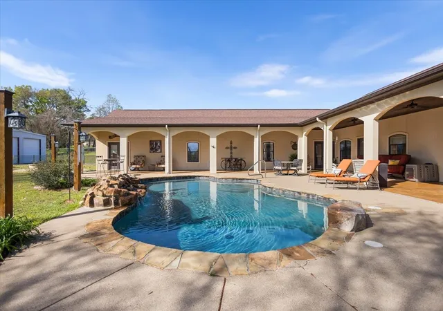 Homes for sale in Whitehouse, TX | 17636 County Road 2195, Whitehouse, TX 75791 | MLS# 21274050