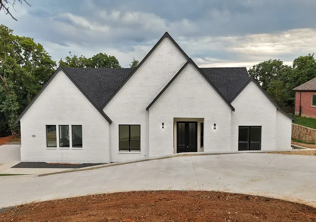 Photo 1 of Single family home for sale at 1405 Apache Ct, Joshua, TX 76058 | MLS# 21273514 | Listing updated on 2026-10-07