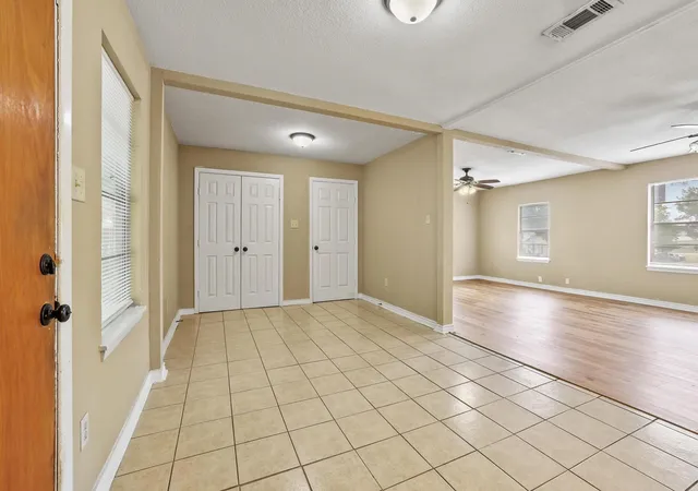 Photo 3 of Sale Pending at 1402 Knight St, Denton, TX 76205 | MLS# 21274573 | Listing updated on 2026-07-28