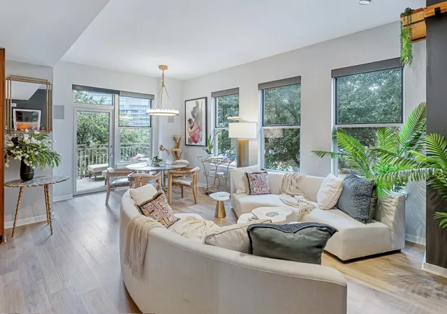 Photo 3 of Sale Pending at 2323 N Houston St #204, Dallas, TX 75219 | MLS# 21264491 | Listing updated on 2026-10-07