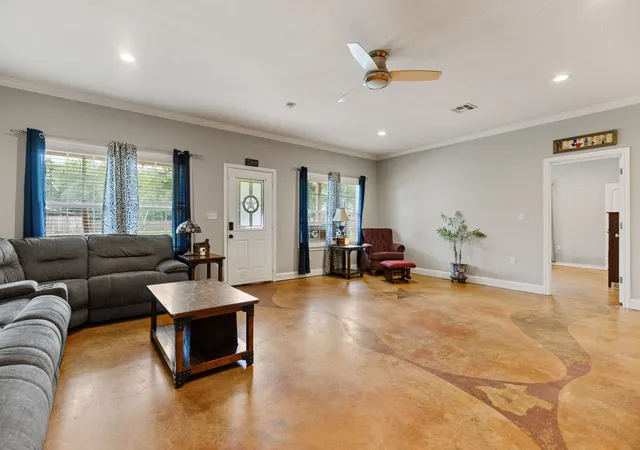 Photo 3 of Sale Pending at 465 Frostdale Dr, Elm Mott, TX 76640 | MLS# 21272693 | Listing updated on 2026-07-13