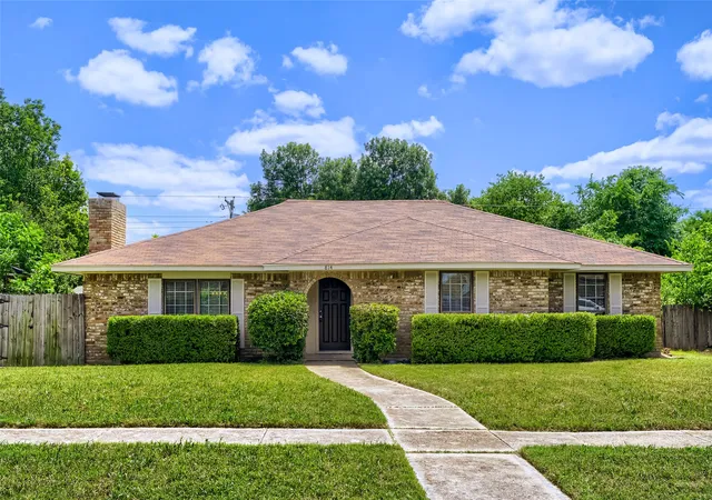Photo 1 of Sale Pending at 814 Oakbluff Dr, Lancaster, TX 75146 | MLS# 21186211 | Listing updated on 2026-08-24