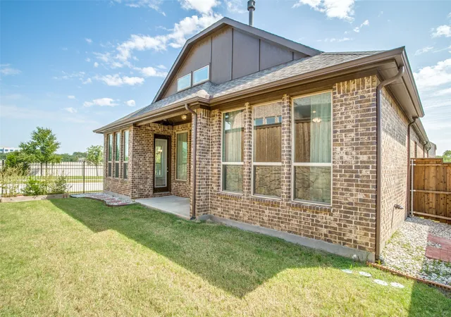 Homes for sale in Irving, TX | 7915 Pimlico Dr, Irving, TX 75063 | MLS# 21274635