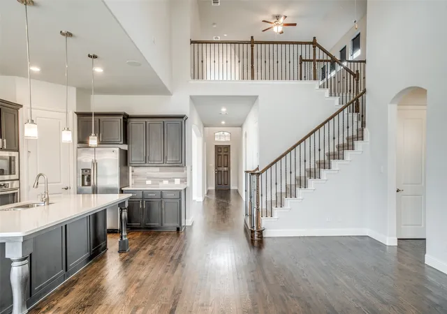 Photo 3 of Sale Pending at 7915 Pimlico Dr, Irving, TX 75063 | MLS# 21274635 | Listing updated on 2026-08-29