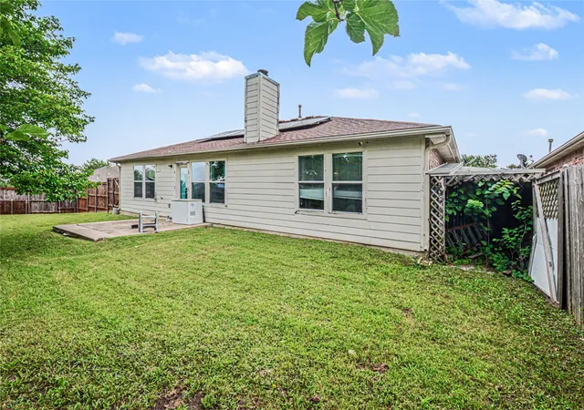 Photo 20 of Single family home for sale at 1005 Windsor Ln, Forney, TX 75126 | MLS# 21271173 | Listing updated on 2026-09-23