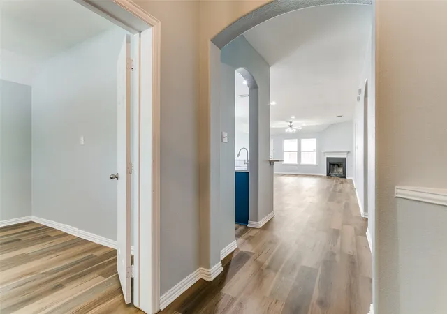 3rd image of 815 Creekside Dr, Little Elm, TX 75068 | MLS# 21274666