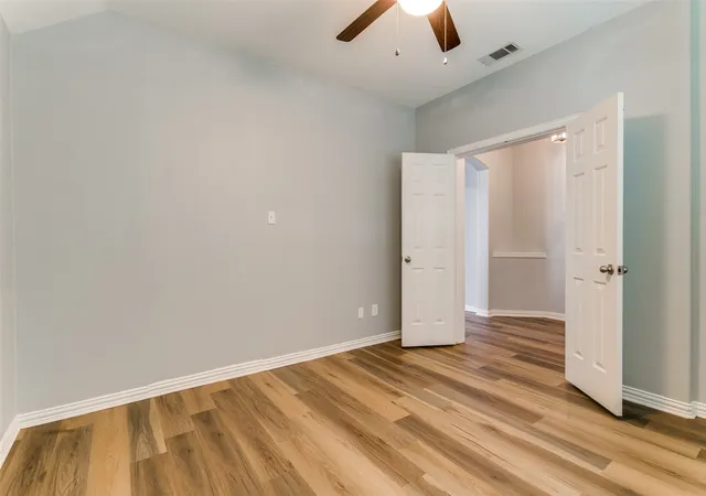 5th image of 815 Creekside Dr, Little Elm, TX 75068 | MLS# 21274666
