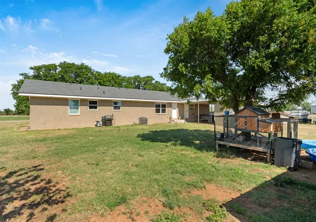 Photo 3 of Single family home for sale at 13017 S State Hwy 6 Hwy S, Knox City, TX 79529 | MLS# 21270587 | Listing updated on 2026-08-31