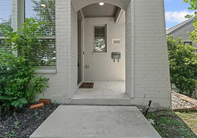 4th image of 2609 & 2611 Mccart Ave, Fort Worth, TX 76110 | MLS# 21274705