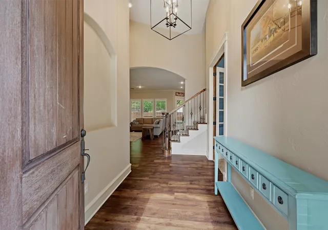 Photo 4 of Single family home for sale at 201 Hillside Ln, Lindsay, TX 76250 | MLS# 21268951 | Listing updated on 2026-10-03