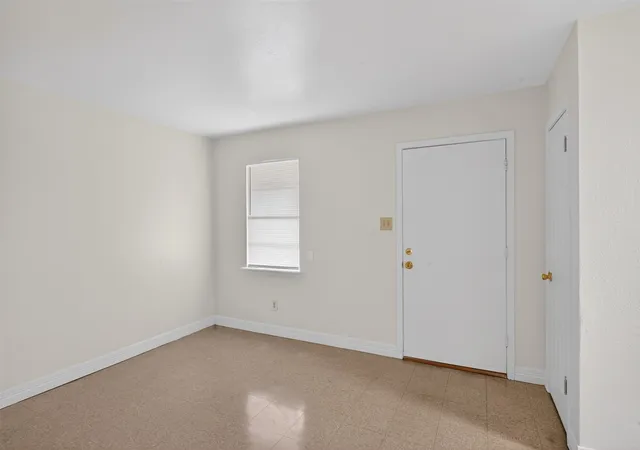 Photo 2 of Single family home for sale at 109 N Greenbrook Loop, Shreveport, LA 71106 | MLS# 21274720 | Listing updated on 2026-07-18