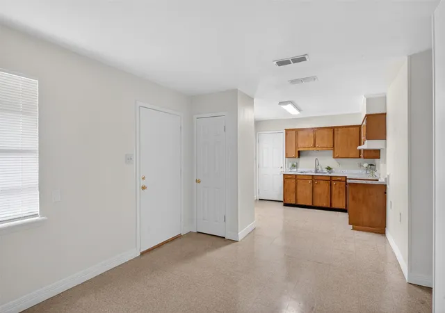 Photo 4 of Single family home for sale at 109 N Greenbrook Loop, Shreveport, LA 71106 | MLS# 21274720 | Listing updated on 2026-07-18