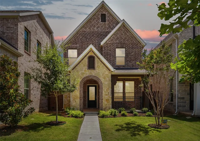Homes for sale in Corinth, TX | 2669 Kings Canyon Mews, Corinth, TX 76210 | MLS# 21274689
