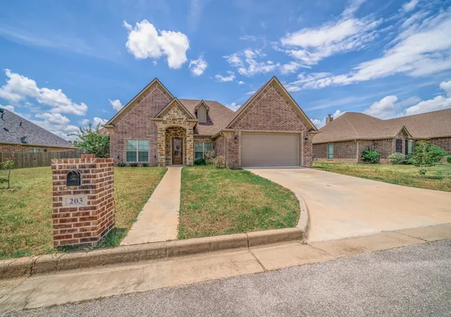 Homes for sale in Hallsville, TX | 203 New Braunfels, Hallsville, TX 75650 | MLS# 21274752
