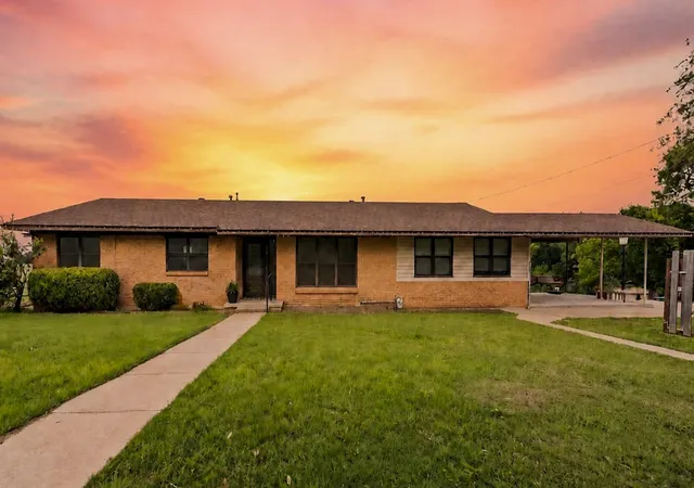 Photo 1 of Single family home for sale at 608 W Spring St, West, TX 76691 | MLS# 21270726 | Listing updated on 2026-08-22
