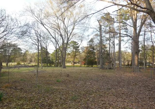 3rd image of 1104 Foreman Rd, Doyline, LA 71023 | MLS# 21274776