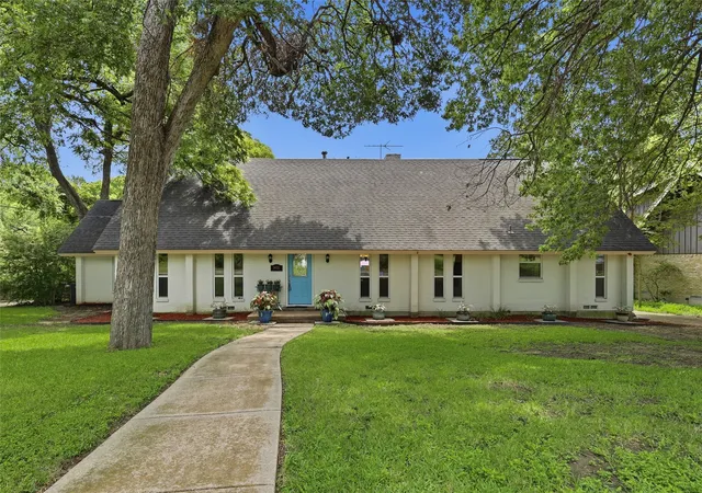 Photo 1 of Single family home for sale at 9432 Dixie Ln, Dallas, TX 75228 | MLS# 21243655 | Listing updated on 2026-08-31
