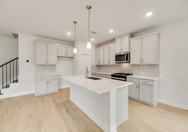 3rd image of 165 Ashbrook St, Little Elm, TX 75068 | MLS# 21274826