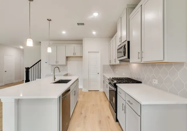 5th image of 165 Ashbrook St, Little Elm, TX 75068 | MLS# 21274826