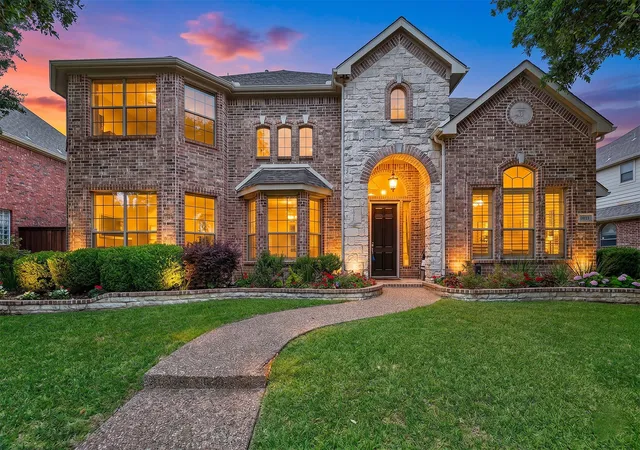 Homes for sale in Frisco, TX | 6245 Ryeworth Dr, Frisco, TX 75035 | MLS# 21269949
