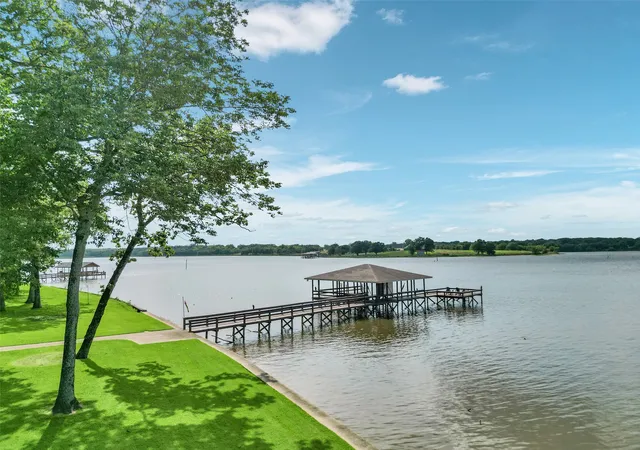 Homes for sale in Emory, TX | 525 Rs County Road 3346, Emory, TX 75440 | MLS# 21251649