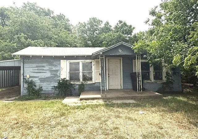 Photo 1 of Sale Pending at 918 Sammons St, Abilene, TX 79605 | MLS# 21273881 | Listing updated on 2026-08-28