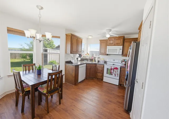 Photo 3 of Single family home for sale at 121 Joyce St, Whitney, TX 76692 | MLS# 21274166 | Listing updated on 2026-07-18