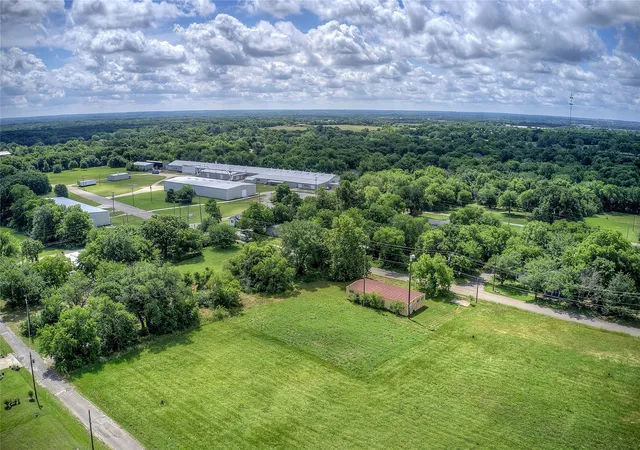 Photo 4 of Land for sale at 414 N Neal St, Commerce, TX 75428 | MLS# 21275034 | Listing updated on 2026-05-25