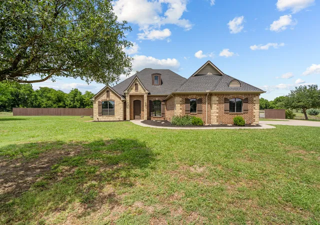 Homes for sale in Sanger, TX | 7230 Hunnington Dr, Sanger, TX 76266 | MLS# 21268216